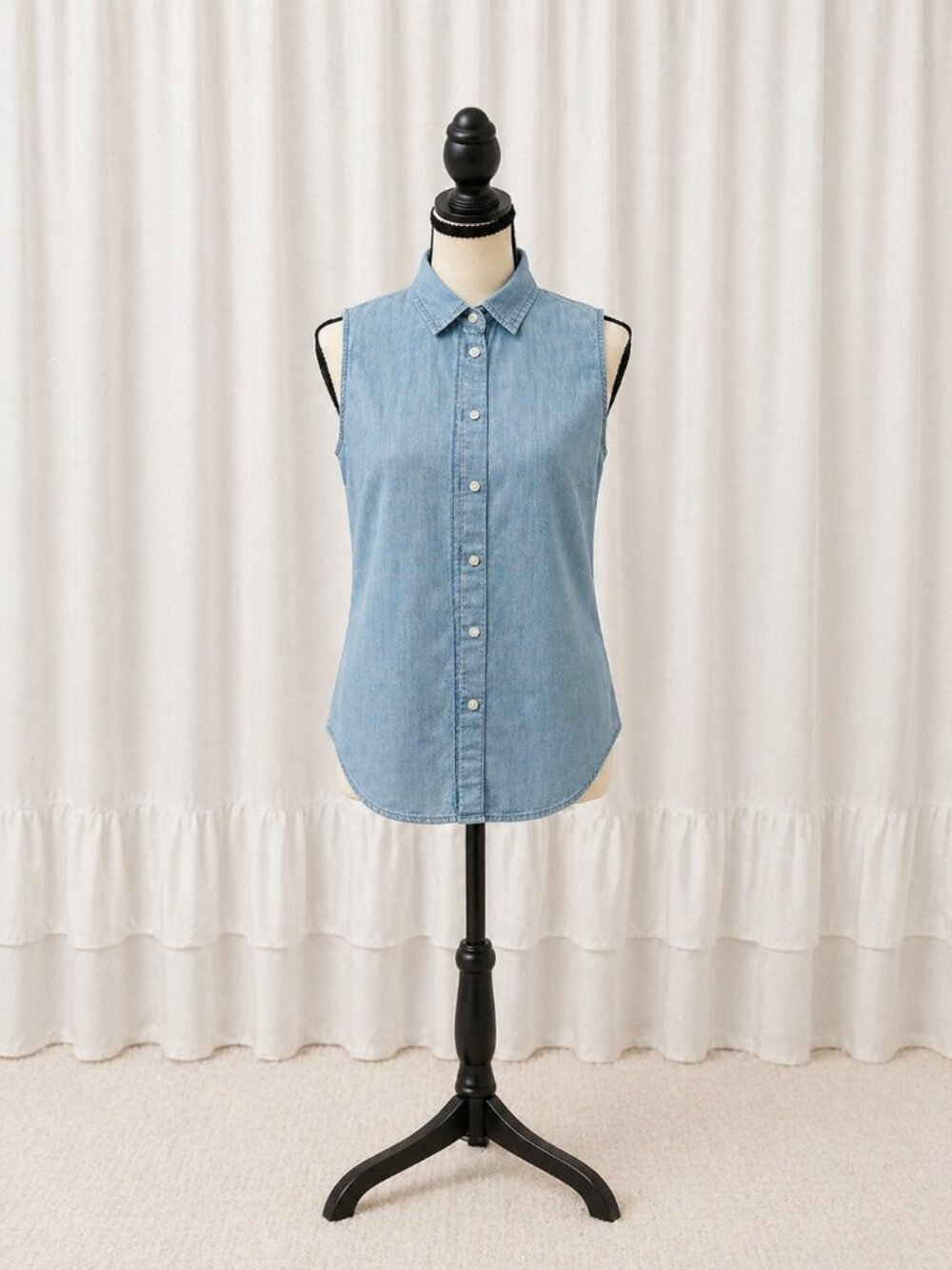 J.Crew Light Blue Chambray Button Down Tank Top Sleeveless Size S